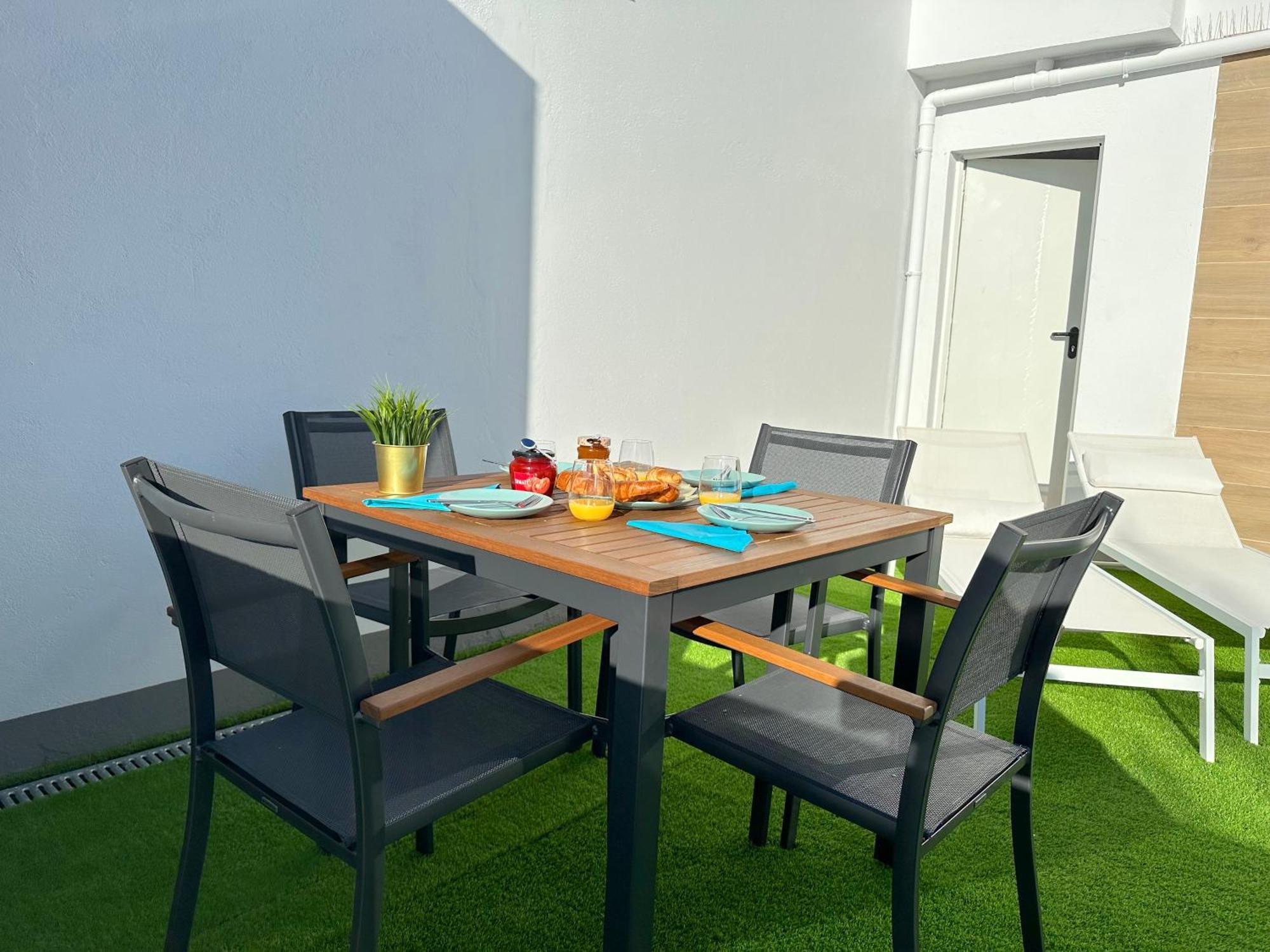 Suites Verano Azul Castillo del Romeral Kültér fotó