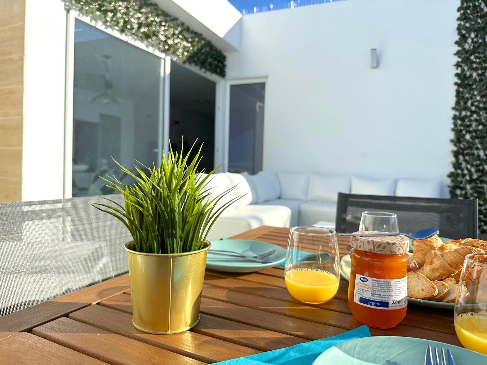 Suites Verano Azul Castillo del Romeral Kültér fotó